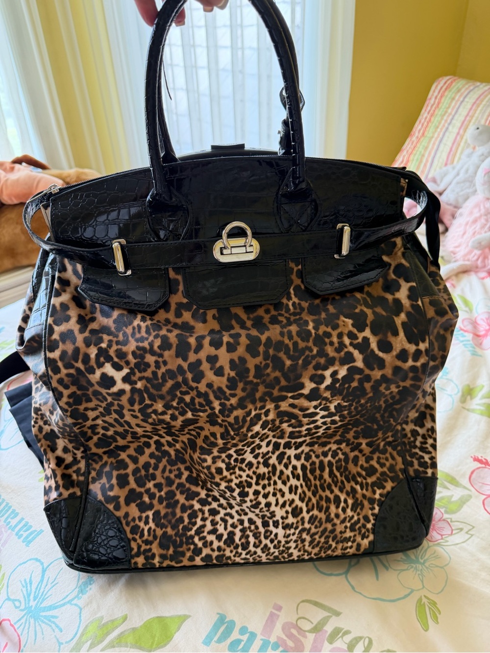 Black & Leopard Print Tote Bag - Designer Style ROLLING PULL ALONG WEEKENDER